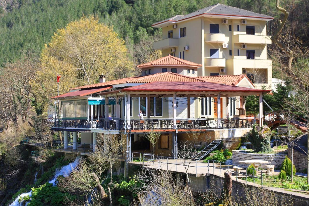 Hotel Gryka E Kelcyres Extérieur photo